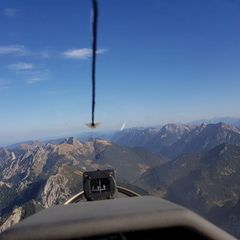 Flugwegposition um 11:21:52: Aufgenommen in der Nähe von Gemeinde Scharnitz, 6108, Österreich in 1852 Meter